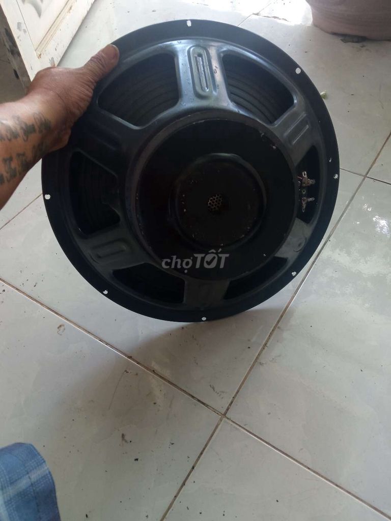 Loa và micro Đen 40cm. Mua bán Tivi, Âm thanh tại Huyện Cần Giuộc Long An được đăng bởi Dục Hỏa Trùng Sinh hình 1