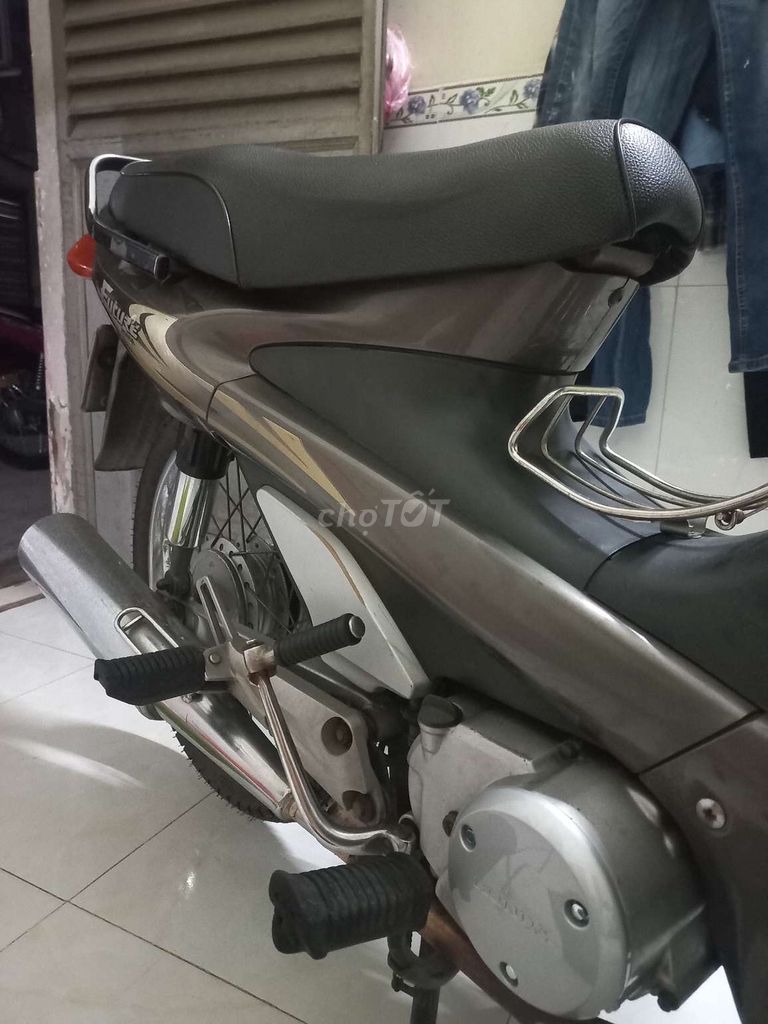 Мотоцикл Honda Future 110, серый