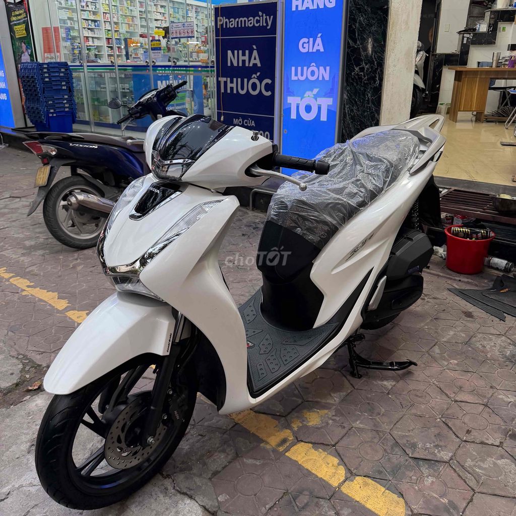 Honda SH 125i 2023 CBS