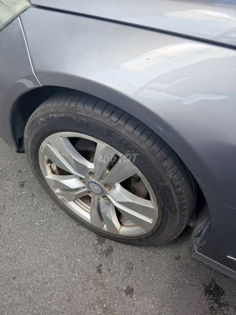 Mercedes E250 2012 Серый 232 000 км