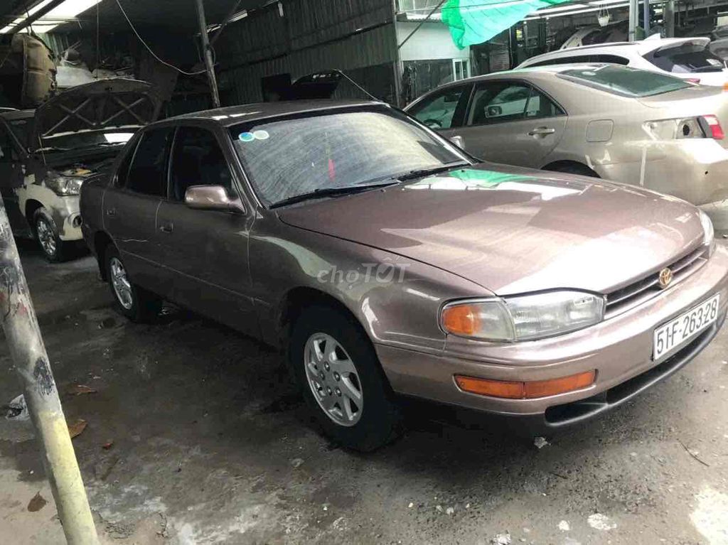 Toyota Camry 1995 - 10000 km. Mua bán Ô tô tại Huyện Nhà Bè Tp Hồ Chí Minh được đăng bởi Huỳnh an hình 4
