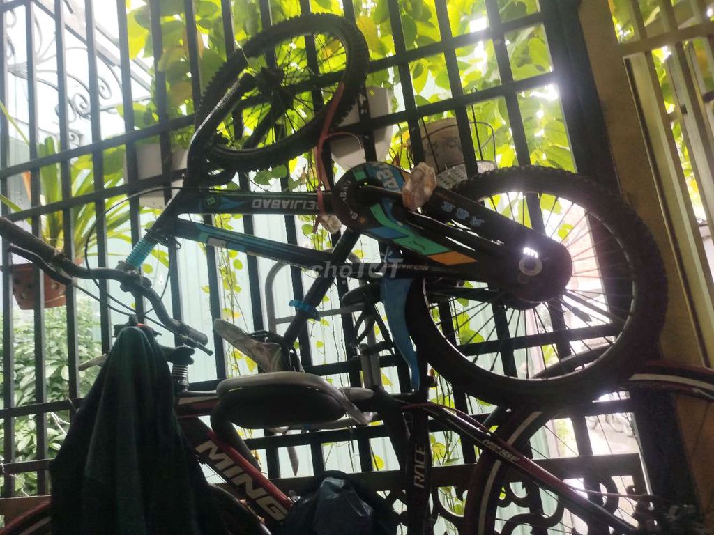 Xe đạp trẻ em màu Đen, Xanh. Mua bán Xe đạp tại Quận Liên Chiểu Đà Nẵng được đăng bởi Tố Nga hình 1