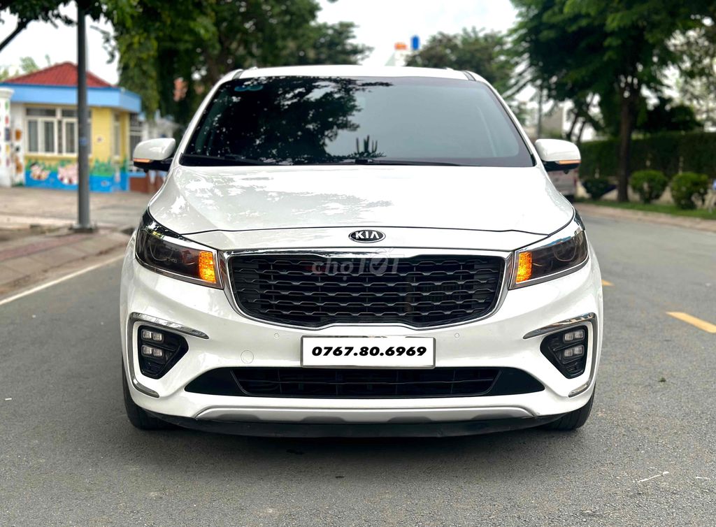 Kia Sedona 2019 máy dầu xe zin giá đang cực tốt