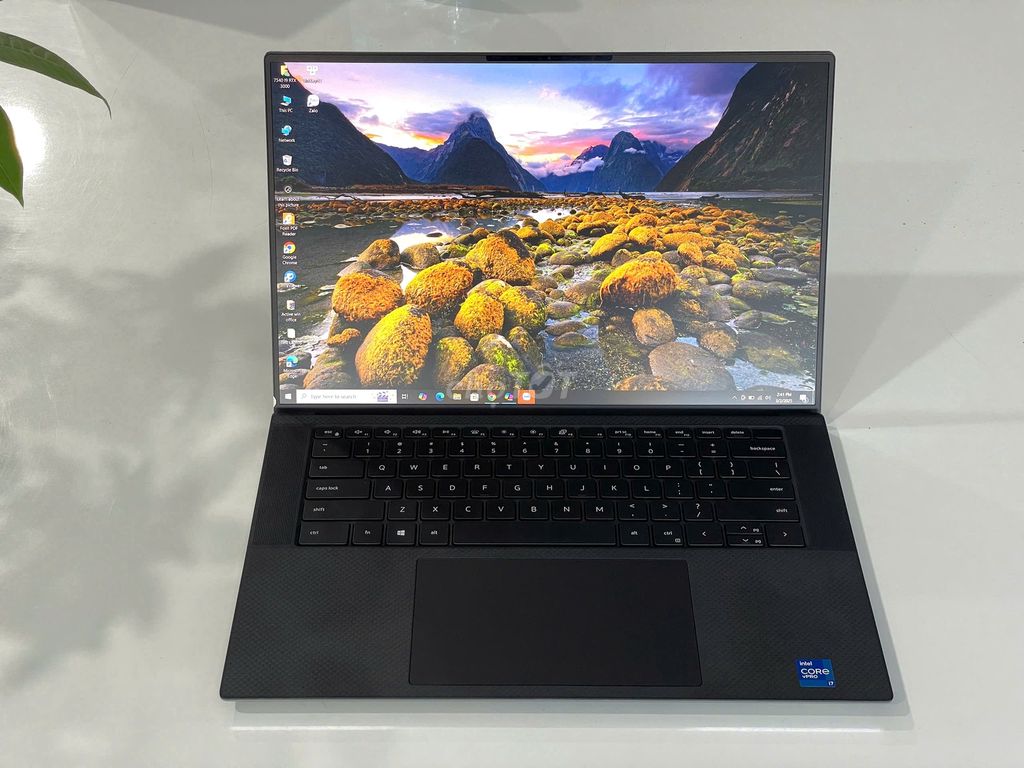 DELL Precision 5560 máy trạm, cấu hình siêu khủng