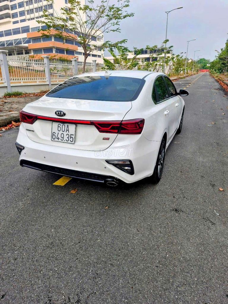 Kia Cerato 2019 2.0 AT Premium - 83000 km