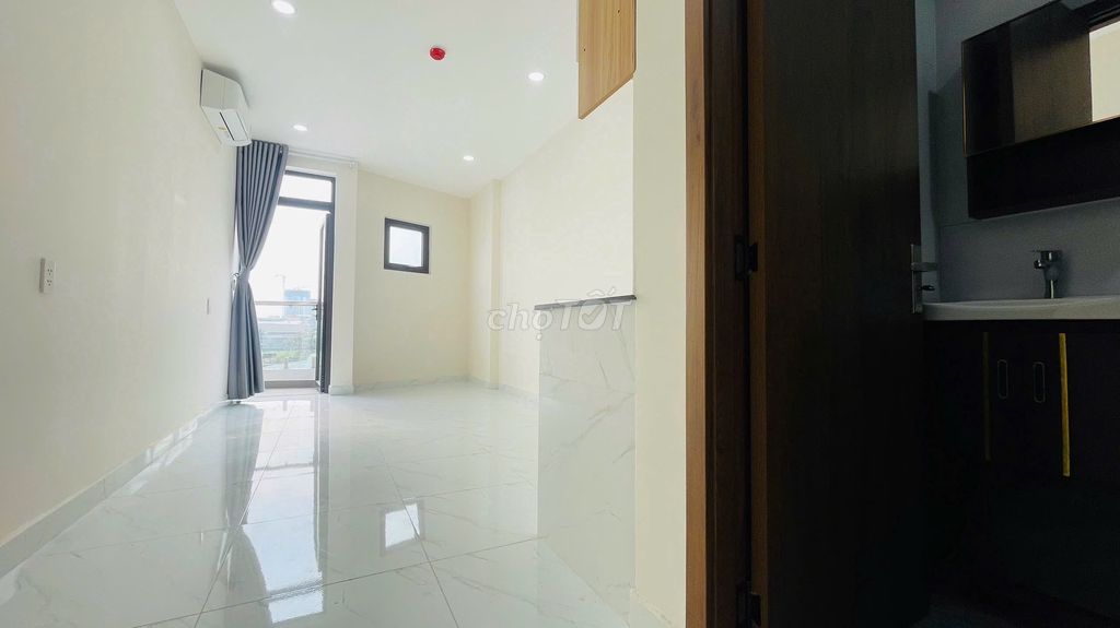 🔹PHÒNG BAN CÔNG CHO THUÊ, NỘI THẤT CƠ BẢN, LIÊN PHƯỜNG