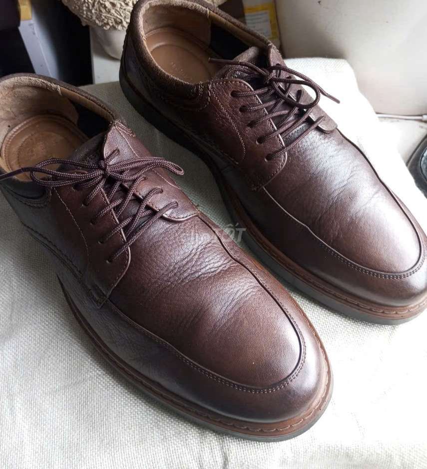 Giày da Clarks, Anh Quốc