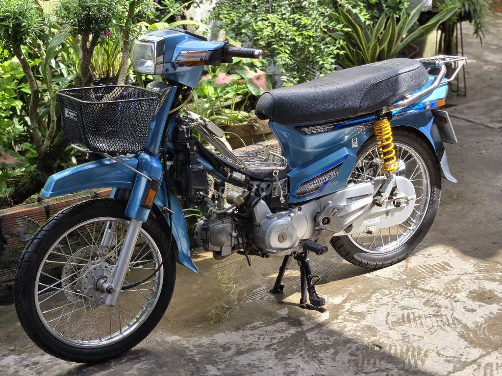 Em muốn bán chiếc Dream Trung up Nhật kiểng đẹp. Mua bán Xe máy tại Quận Cái Răng Cần Thơ được đăng bởi Nghiêm Hoàng Thiên Gia Hạo hình 3