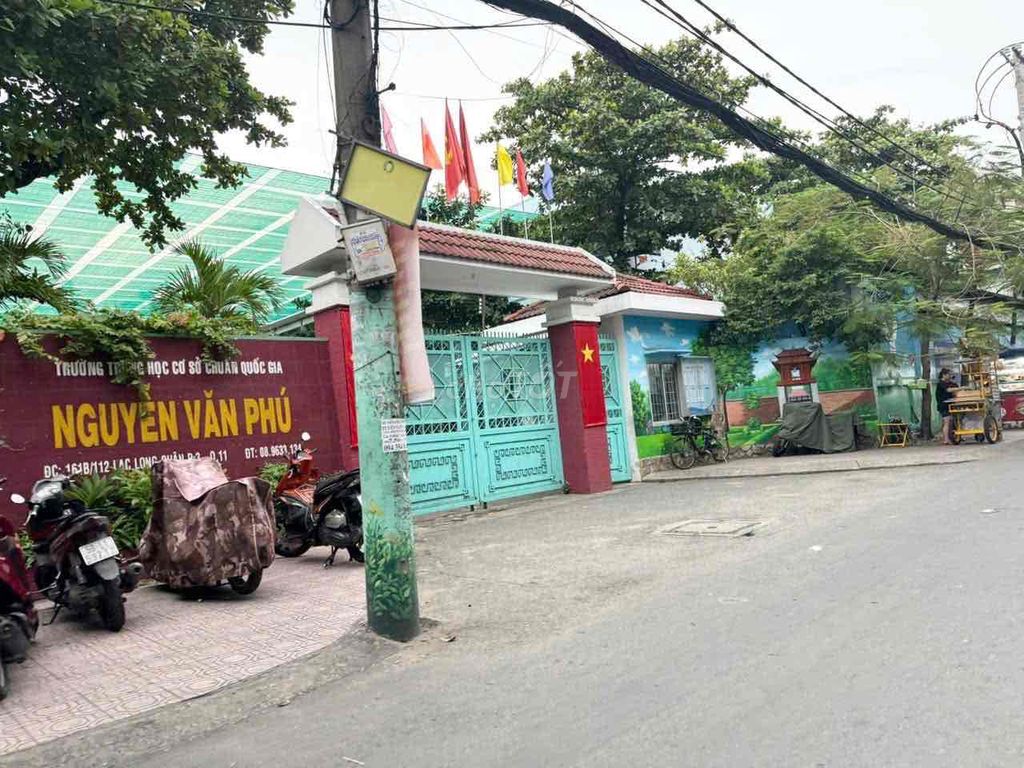 Bán gấp nhà Lạc Long Quân 27m2, 3PN quận 11. Mua bán nhà ở tại Quận 11 Tp Hồ Chí Minh được đăng bởi Phan Hùng Sơn hình 1
