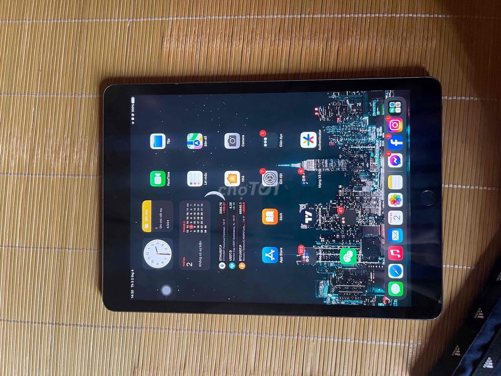 Apple iPad (thế hệ 9) 64GB Xám. Mua bán Máy tính bảng tại Quận Liên Chiểu Đà Nẵng được đăng bởi Vo Uyen hình 1