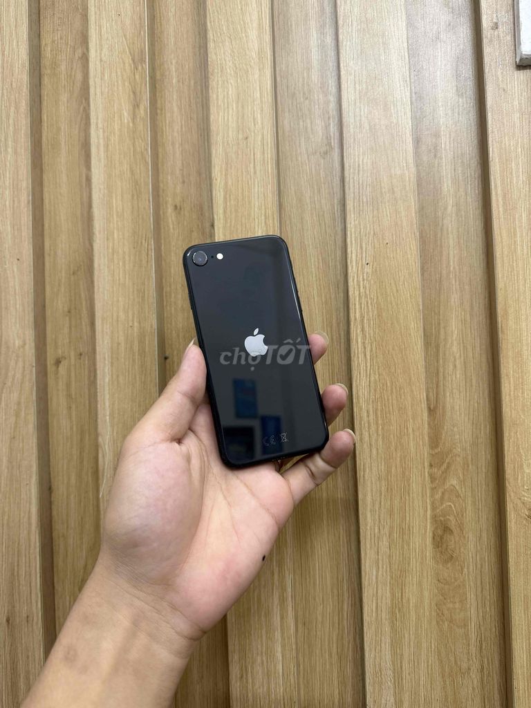 Apple iPhone SE 2 64GB Đen Đã sử dụng. Mua bán Điện thoại tại Quận Đống Đa Hà Nội được đăng bởi  Đức Mobile hình 1