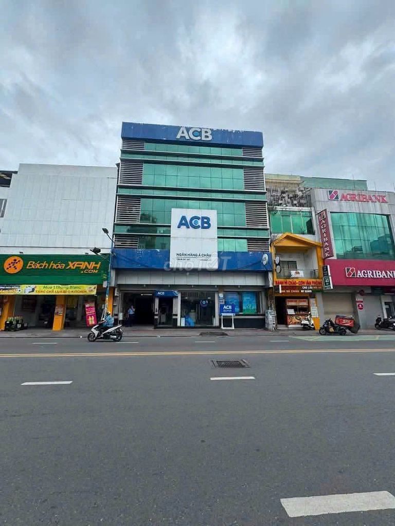 51 Phan Đình Phùng Ngang 10x25 5 Tầng Thang máy 120 triệu