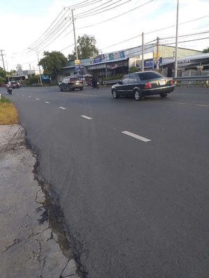 Bán 2185m2 đất cách Mặt Tiền quốc lộ 91b 20m -DT: 23x95m có 200m2 thổ. Mua bán đất tại Quận Bình Thuỷ Cần Thơ được đăng bởi Thư