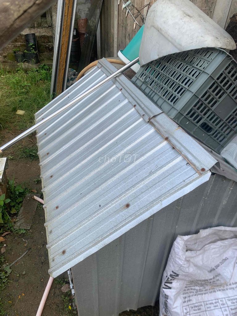 Chuồng chó Tôn màu Xám bạc. Mua bán Phụ kiện, Thức ăn, Dịch vụ tại Huyện Phú Vang Thừa Thiên Huế được đăng bởi bon  hình 1