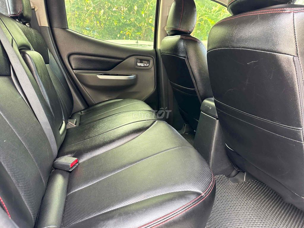 Mitsubishi Triton 2017 2 cầu. Mua bán Ô tô tại Quận Hà Đông Hà Nội được đăng bởi Hiệp Xoăn Hà Đông hình 8