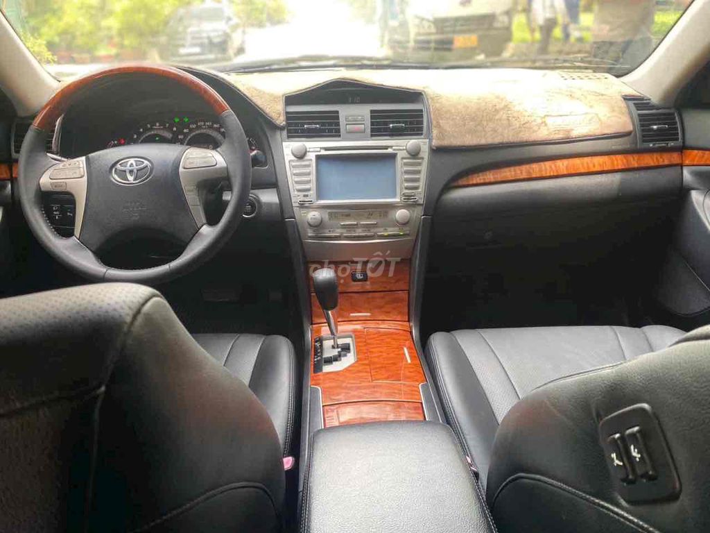 Camry 3.5Q 2008 Full Options nguyên rin. Mua bán Ô tô tại Thành phố Thủ Dầu Một Bình Dương được đăng bởi  Trung Tin Used Car hình 12