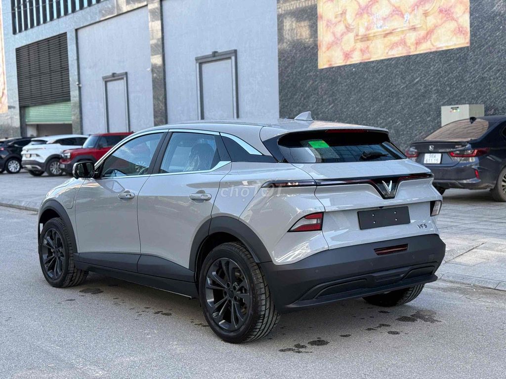 VinFast VF6 2025 Plus - NHẬN XE NGAY. Mua bán Ô tô tại Thành phố Thủ Đức Tp Hồ Chí Minh được đăng bởi Uyên Mi hình 4