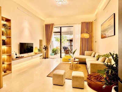 Аренда · 3 комн. · 100 м² · Quận Ngũ Hành Sơn, ул. Đường Lý Văn Phức