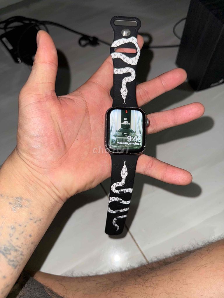 AppleWatch Seri4 44mm đen fullbox còn dây zin