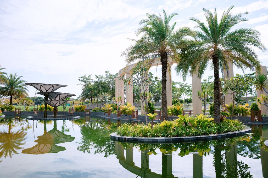 The Light City | Nhà phố hoàn thiện 100m², sổ hồng lâu dài từ 5,35 tỷ