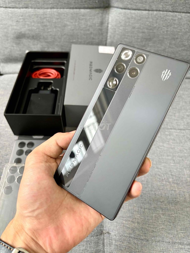 Redmagic 11 Pro 12GB/256GB Đen FPT bh 05/2027. Mua bán Điện thoại tại Quận Đống Đa Hà Nội được đăng bởi Quý Hoàng hình 1