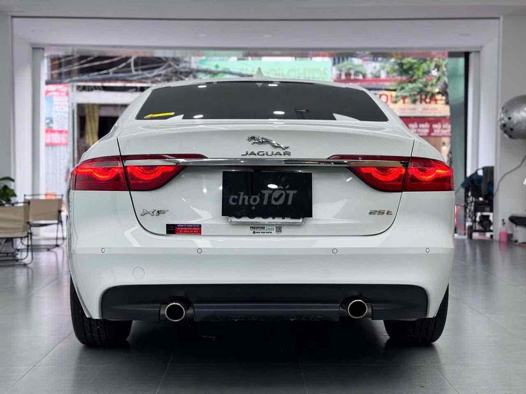 Jaguar XF 2016 Prestige 2.0 AT - 380000 km. Mua bán Ô tô tại Quận 7 Tp Hồ Chí Minh được đăng bởi Hoàng Anh Tuấn hình 4