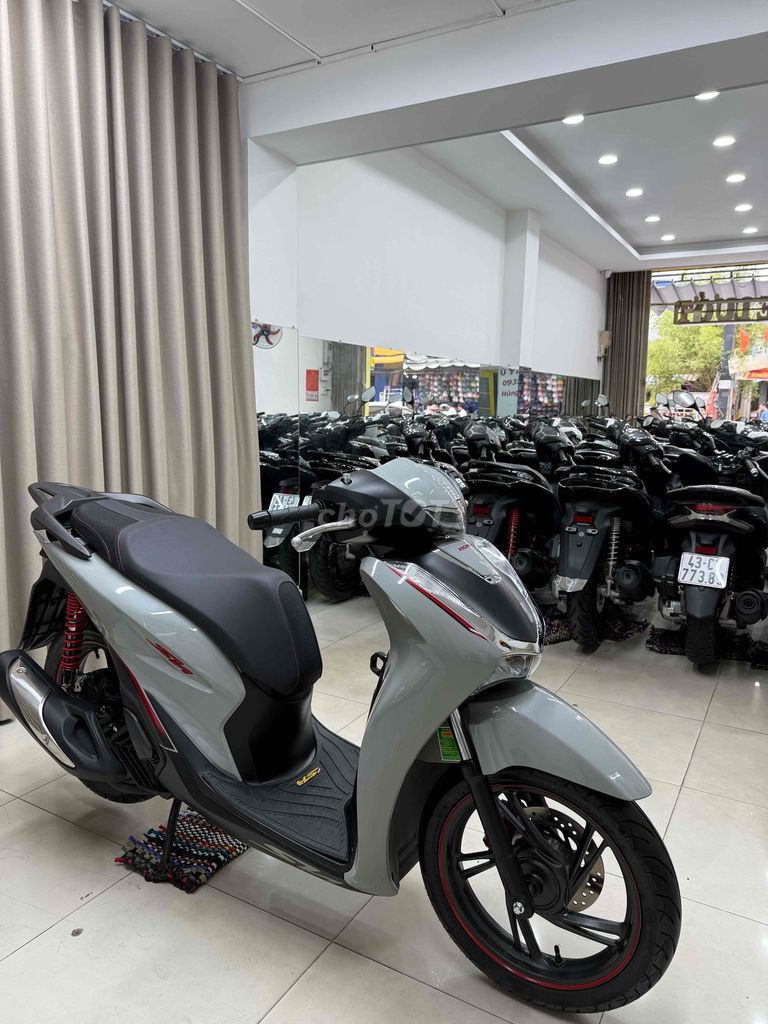 SH 125abs siêu lướt mới chạy 1 ngàn km. Mua bán Xe máy tại Quận Thanh Khê Đà Nẵng được đăng bởi THẾ MẪN CHUYÊN XE LƯỚT CÓ BÁN TRẢ GÓP  hình 16