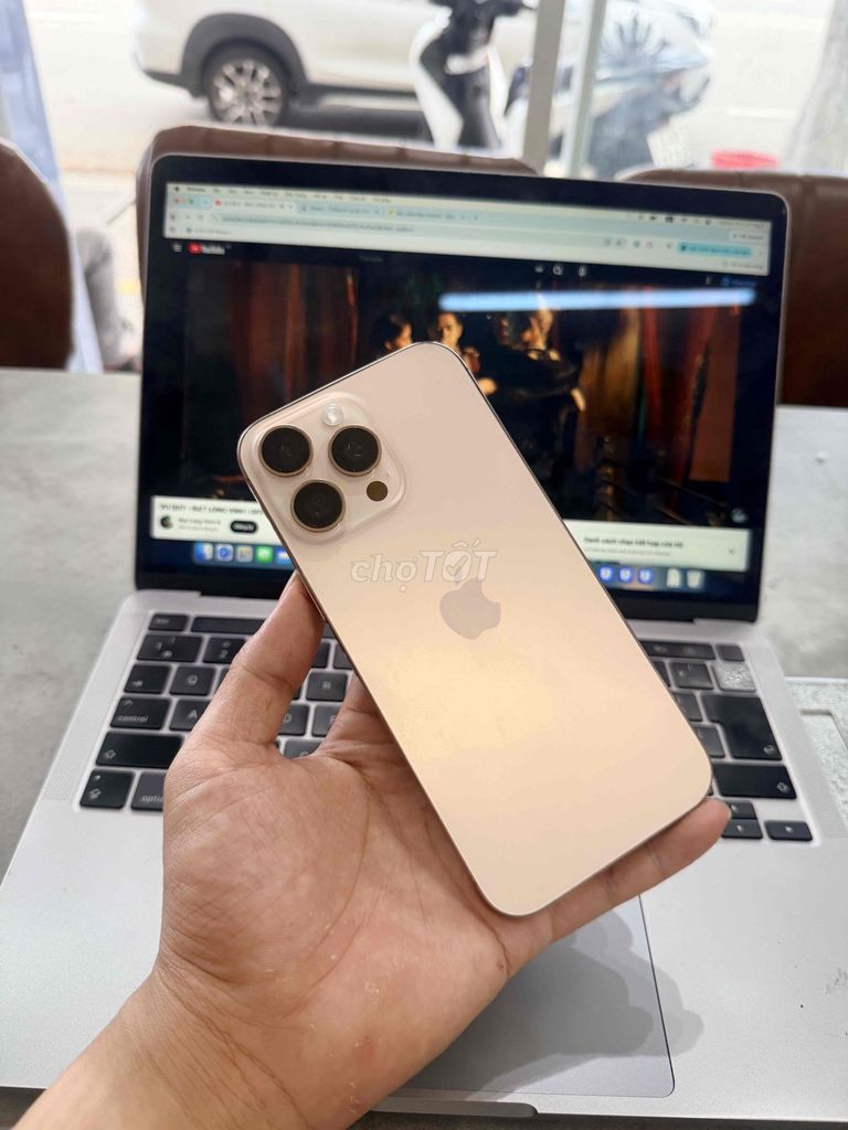 Apple iPhone 16 Pro Max 512GB Vàng. Mua bán Điện thoại tại Quận Ngũ Hành Sơn Đà Nẵng được đăng bởi Nghĩa  hình 1