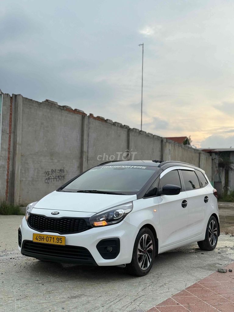Kia Rondo 2018 MT mới dki dvu 10/2025 cần bán gấp. Mua bán Ô tô tại Thị xã Bến Cát Bình Dương được đăng bởi Xe Máy Thành Vinh hình 4