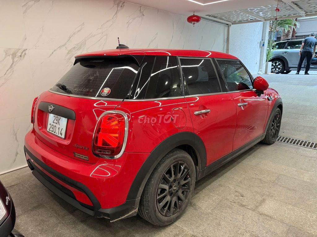 Xe MINI One 2022 gia đình đi cần bán, đi ít 8700km. Mua bán Ô tô tại Quận Hoàng Mai Hà Nội được đăng bởi Nguyễn Hưng hình 3