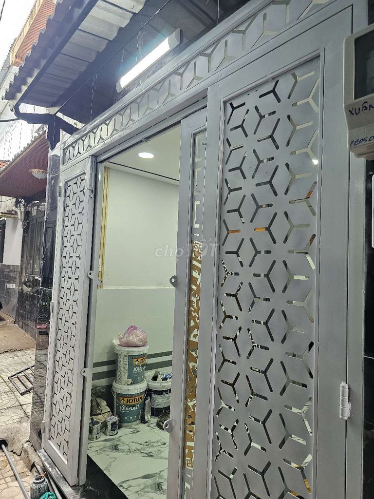 3,2x6 1 trệt một lầu hai phòng ngủ nhà mới đường Nguyễn Thị Thập