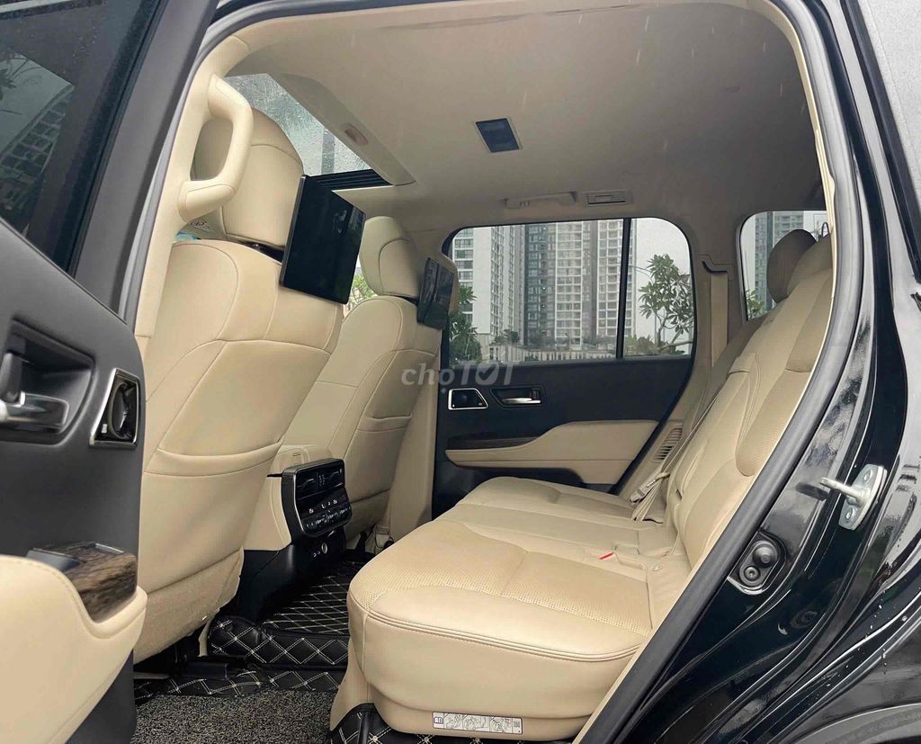 LC300 3.5 Turbo sx 2021 màu đen siêu hiếm. Mua bán Ô tô tại Quận Cầu Giấy Hà Nội được đăng bởi Cao Quý hình 15