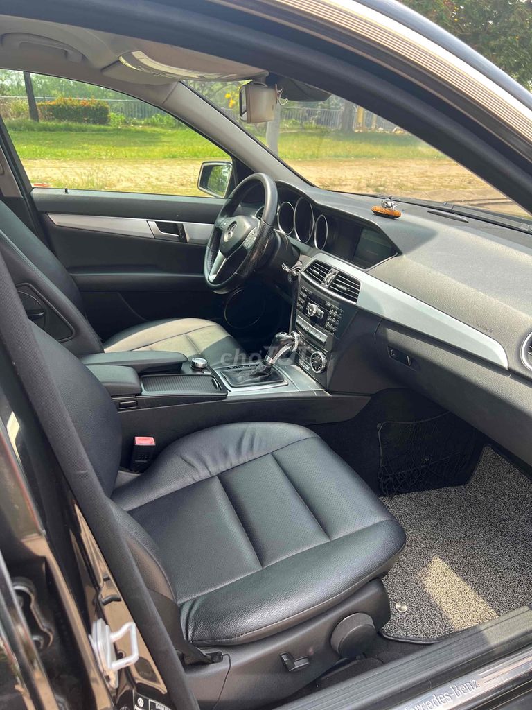 Mercedes Benz C Class 2011 C200 - 112000 km