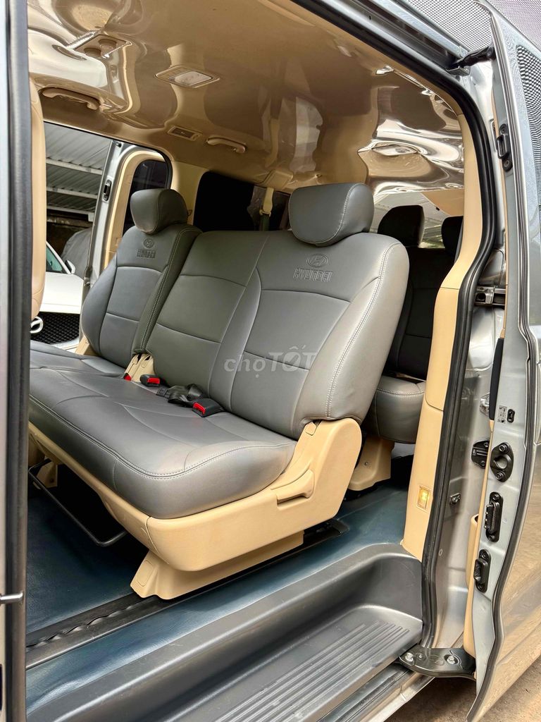 Hyundai Grand Starex 2015 máy dầu 9 chỗ. Mua bán Ô tô tại Quận Gò Vấp Tp Hồ Chí Minh được đăng bởi Bình An Ôtô  hình 11