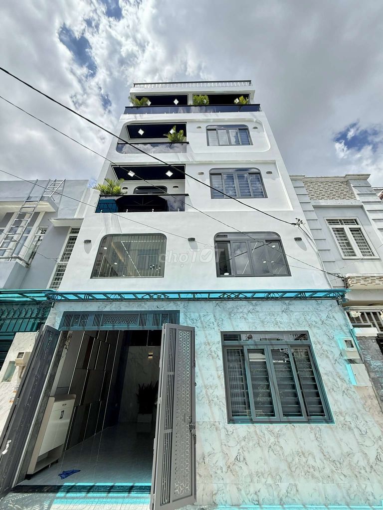Siêu Phẩm Ngang 7M 4 Tầng Có Thang Máy 1/ Hẻm 8m Thông Thạnh Lộc 37.