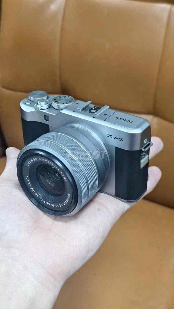 Máy ảnh Fujifilm XA5 kèm lens kit. Mua bán Máy ảnh, Máy quay tại Quận Bình Thạnh Tp Hồ Chí Minh được đăng bởi Le Dang Anh Tuan hình 1