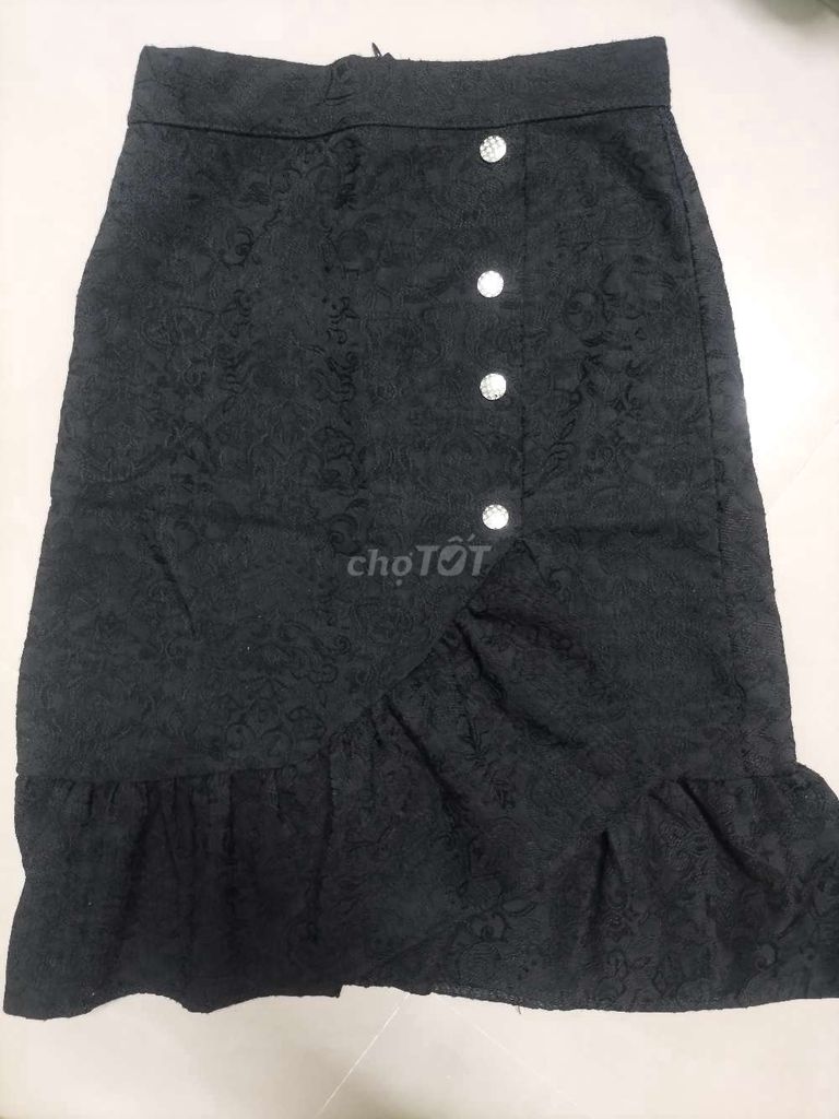 Váy nữ đen đi chơi đã qua sử dụng. Mua bán Quần áo tại Quận 8 Tp Hồ Chí Minh được đăng bởi Minh Minh hình 1