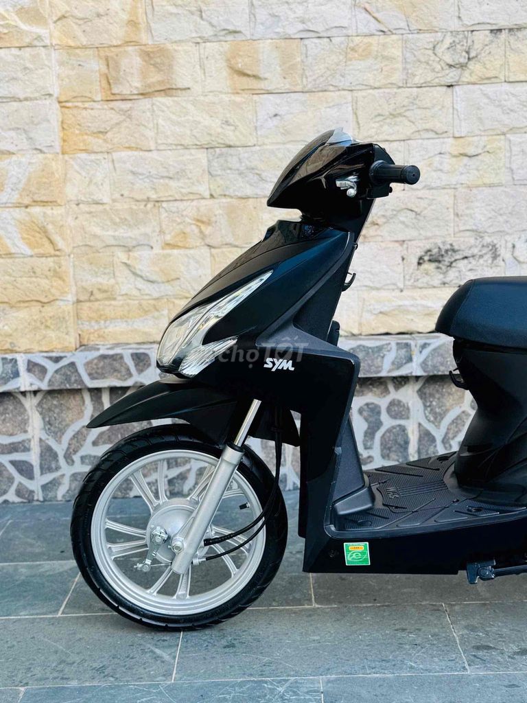 SYM Passing 50 куб. см 2023 г. Черная шероховатость на VIP-самолете
