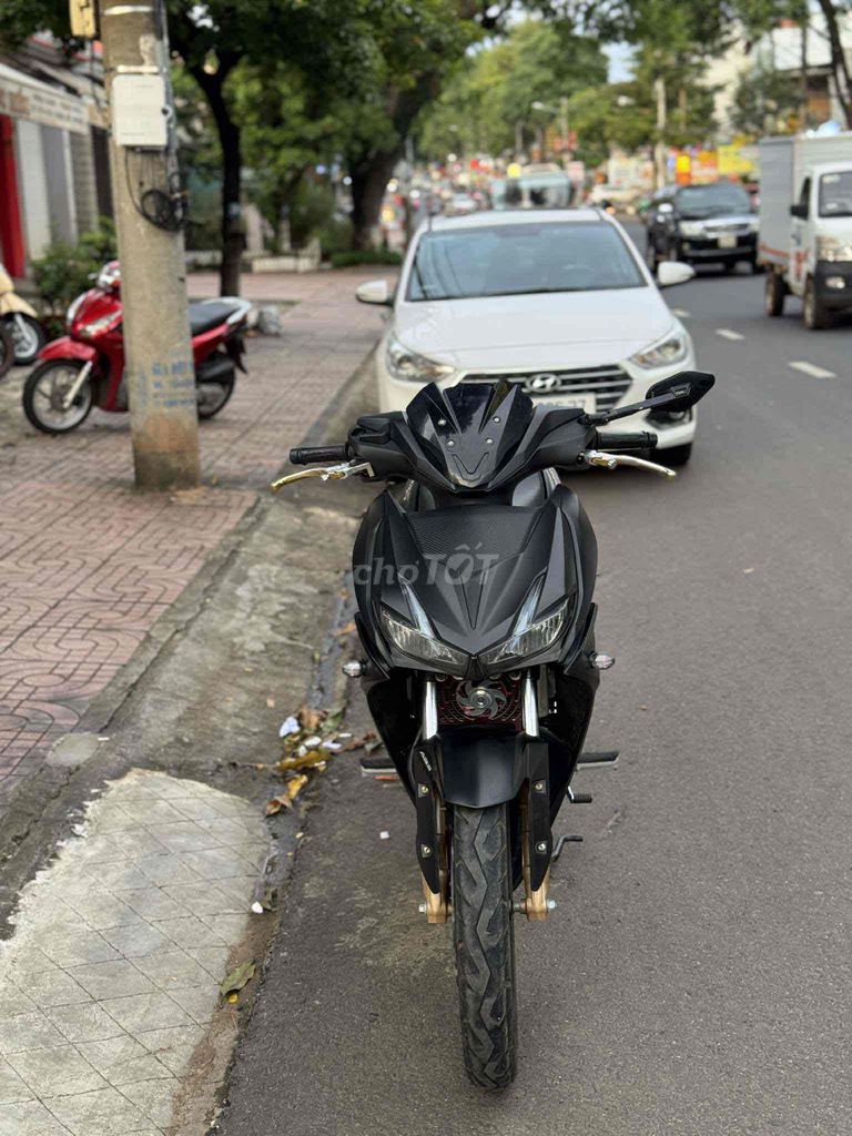 BÁN HONDA WINNER X BẢN ABS CÓ GÓP ĐƯA ÍT LẤY XE. Mua bán Xe máy tại Thành phố Buôn Ma Thuột Đắk Lắk được đăng bởi XE MÁY ĐÔNG TÚ hình 1