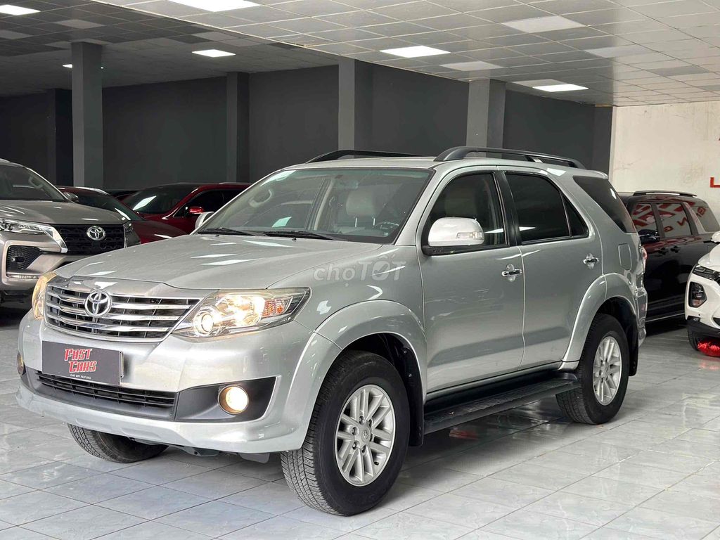 Fortuner 2013 Máy xăng một cầu  76000 km chuẩn zin