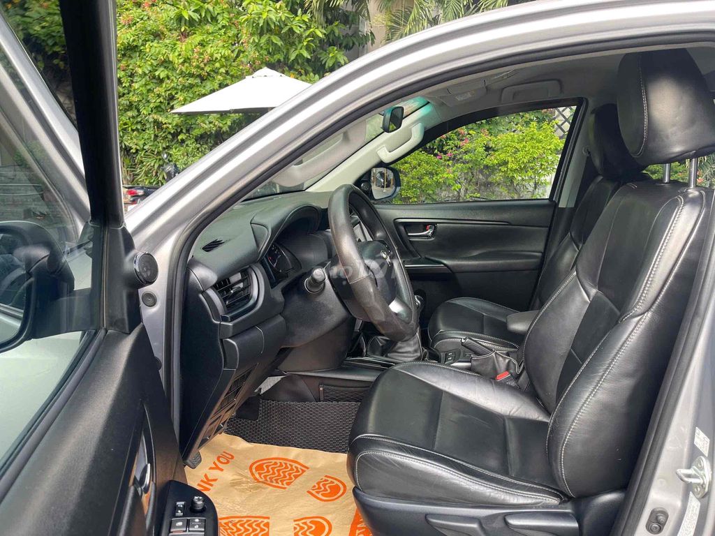 Toyota Fortuner 2020 2.4G 4x2 MT - 105000 km. Mua bán Ô tô tại Quận Tân Phú Tp Hồ Chí Minh được đăng bởi Thành Nam Toyota  hình 4