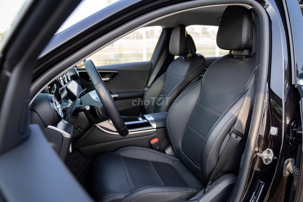 Mercedes-Benz C200 Avantgarde 2022. Mua bán Ô tô tại Huyện Hoài Đức Hà Nội được đăng bởi Duoc Nguyen hình 6