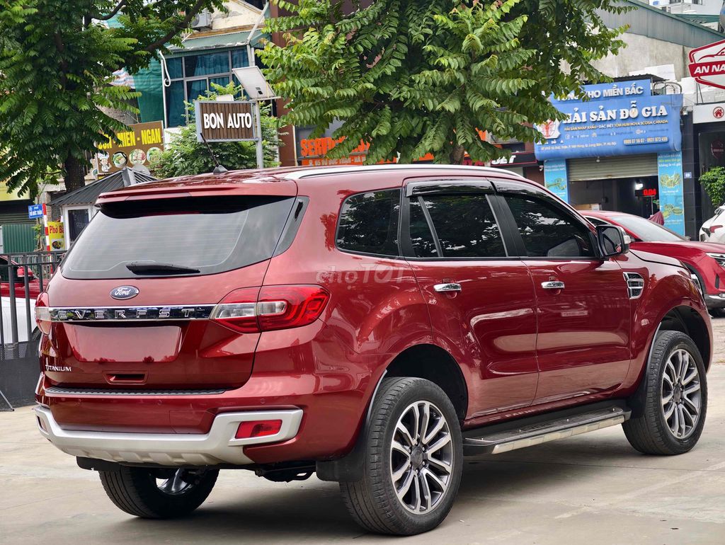 FORD EVEREST 2021 TITANIUM MÀU ĐỎ. Mua bán Ô tô tại Quận Long Biên Hà Nội được đăng bởi BON AUTO hình 5