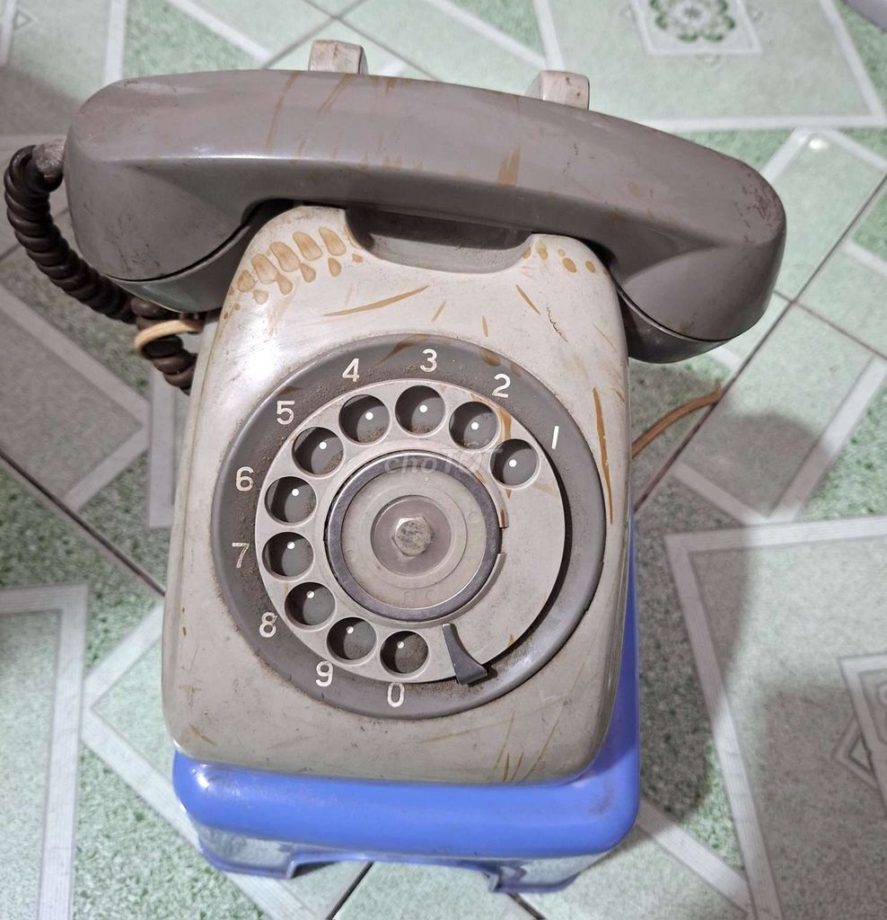 Điện thoại bàn Cổ điển Xám. Mua bán Điện thoại tại Quận 8 Tp Hồ Chí Minh được đăng bởi chuyên bán đồ cũ hình 1