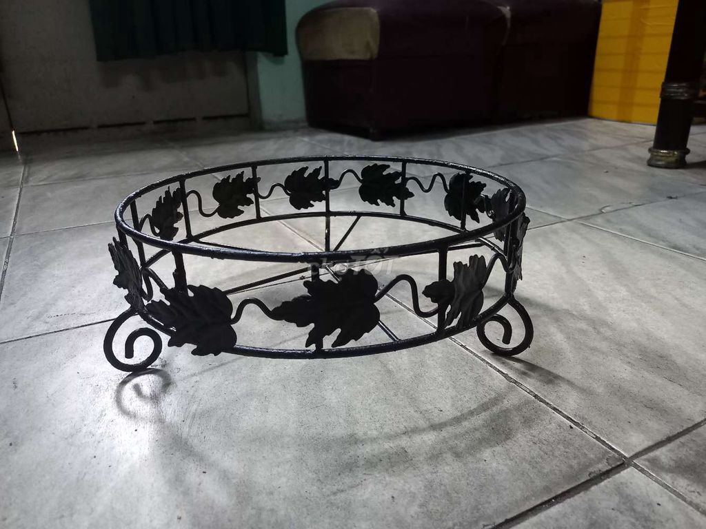 Kệ trang trí Sắt Đen Hình lá 28cm. Mua bán Cây cảnh, đồ trang trí tại Quận 1 Tp Hồ Chí Minh được đăng bởi Chính hãng mọi thứ hình 1