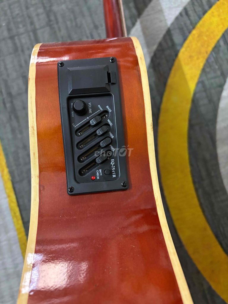 Thanh Lý Guitar Acoustic Kèm Eq