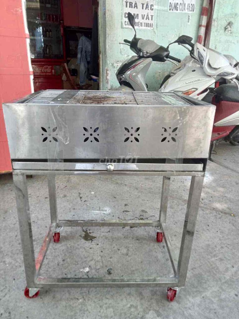 Bếp nướng than Inox Bạc ngoài trời. Mua bán Bếp, lò, đồ điện nhà bếp tại Quận Bình Tân Tp Hồ Chí Minh được đăng bởi Gia My hình 1