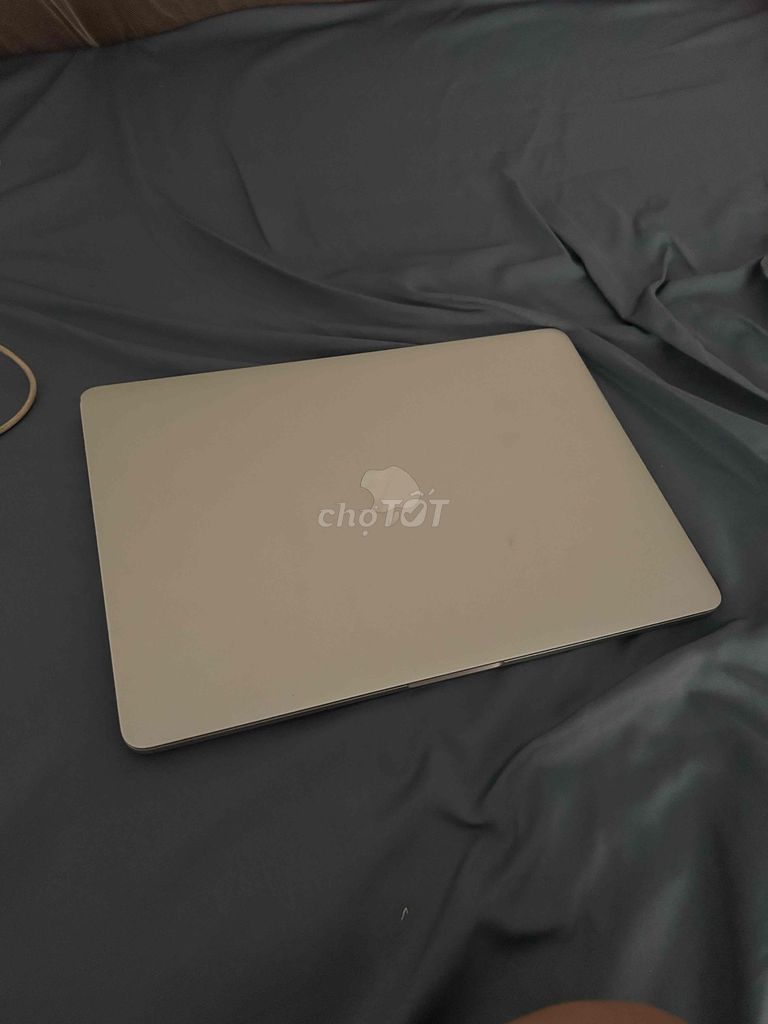 Apple Macbook Pro 2017 i5 13.3 inch 8GB/128GB. Mua bán Laptop tại Huyện Cư Jút Đắk Nông được đăng bởi Đoàn Thủy hình 1