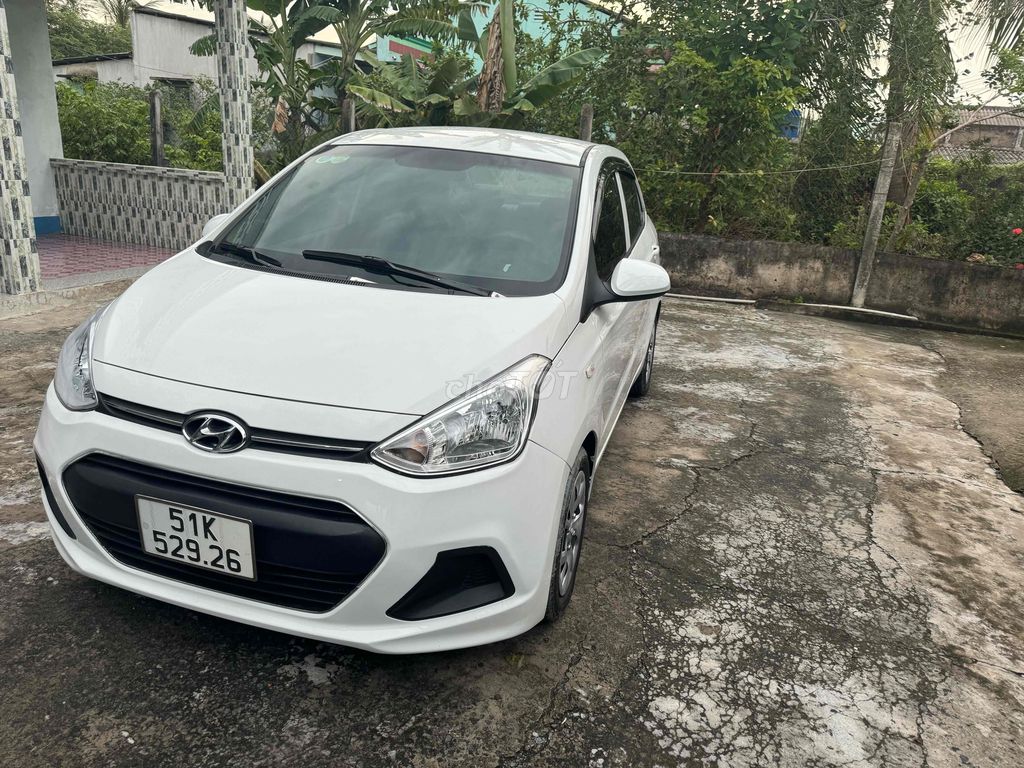 Hyundai Grand i10 2016 Sedan 1.2 Base - 82000 km