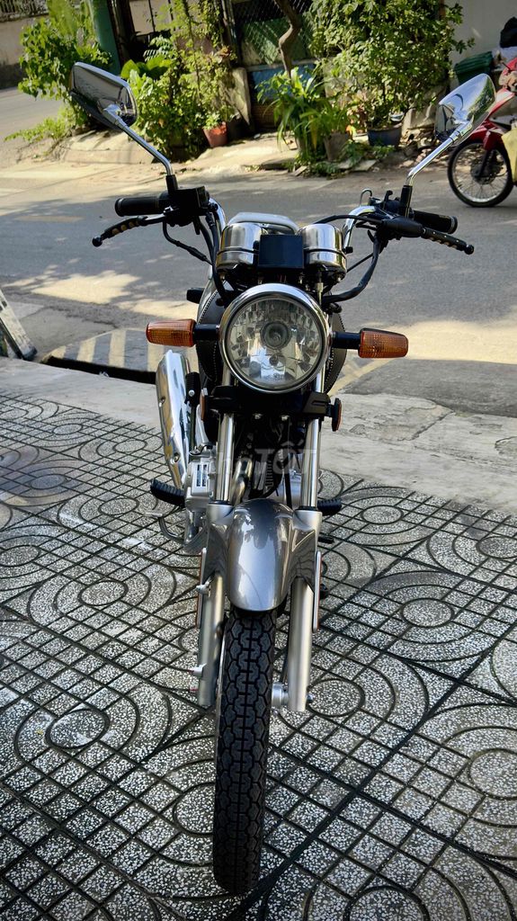 Honda 125 classic còn đẹp. Mua bán Xe máy tại Quận Bình Tân Tp Hồ Chí Minh được đăng bởi Vinh Nguyen hình 5